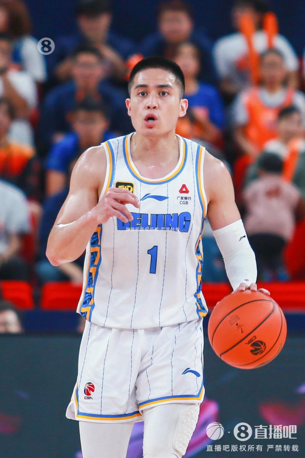 第四節(jié)先生！陳盈駿9中3得11分2板9助&11分全部為第四節(jié)所得！